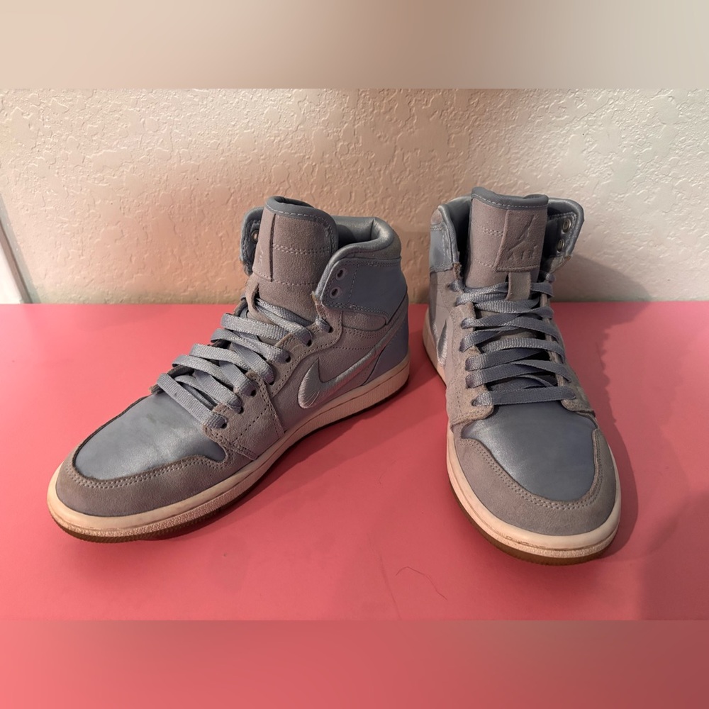 Jordan 1 Retro High Season of Her SOH Hydrogen Blue 7